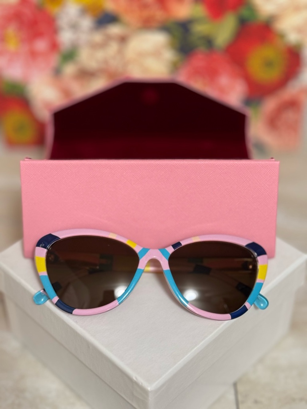 Privé Revaux "The Timeless" Polarized Sunglasses - Striped Frames with Pink Case - Picture 2 of 10